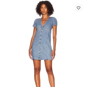 Levi’s Erin Midi Dress